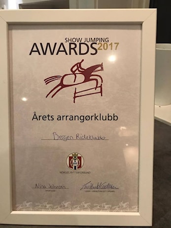Bergen Rideklubb kåret til Årets stevnearrangør 2017